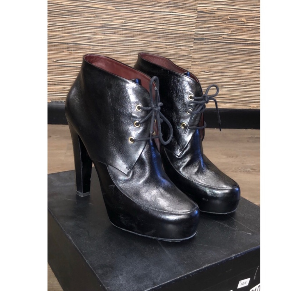 Chanel Black Lace Up Size 41 Leather Ankle Boots